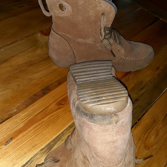 Bootie - Picture 5 of 6